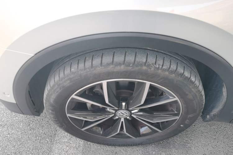 Used Volkswagen Tiguan L 2017 330TSI Automatic Two-Wheel Drive Flagship Edition