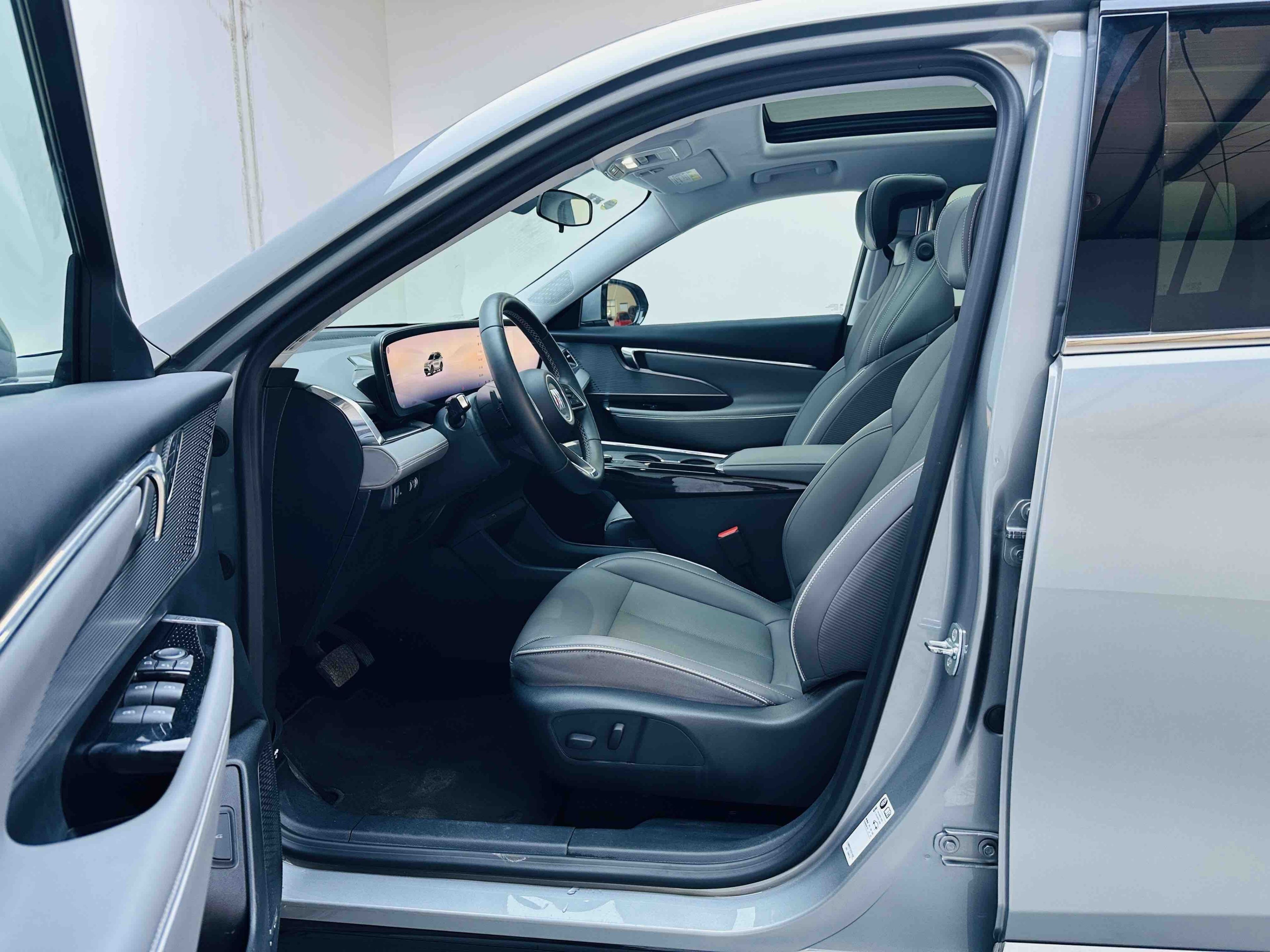 Vordere Reihe im Auto