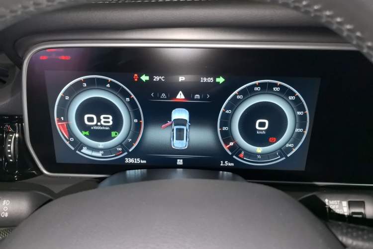 Used Hongqi HS5 2022 2.0T Smart Connect Flagship Edition
