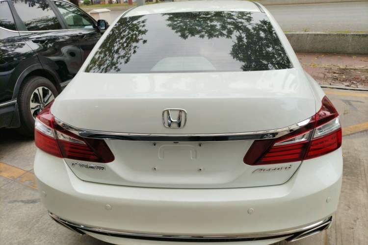 Used Honda Accord 2016 2.0L Elite Edition Rear