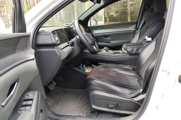 Used BYD Song Pro New Energy 2025 2nd Generation Intelligent Driving Version DM-i 75KM Leading Edition
