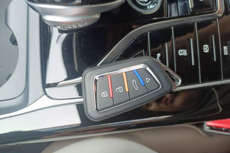 Used BYD Qin PLUS 2024 Honor Edition EV 510KM Leading Model Vehicle Key