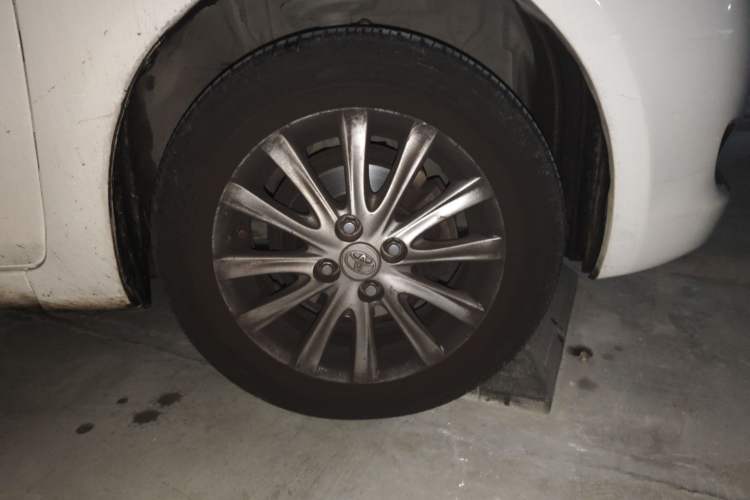 Used Toyota Vios 2011 1.6L GL-i Sunroof Version AT
