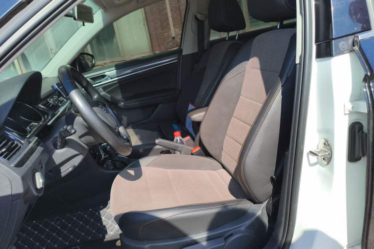 Used Volkswagen C-TREK 2018 230TSI DSG Comfort Model