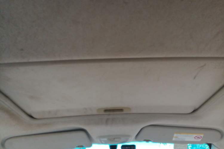 Used Chevrolet Sail 2011 Sedan 1.4L AMT Happiness Edition