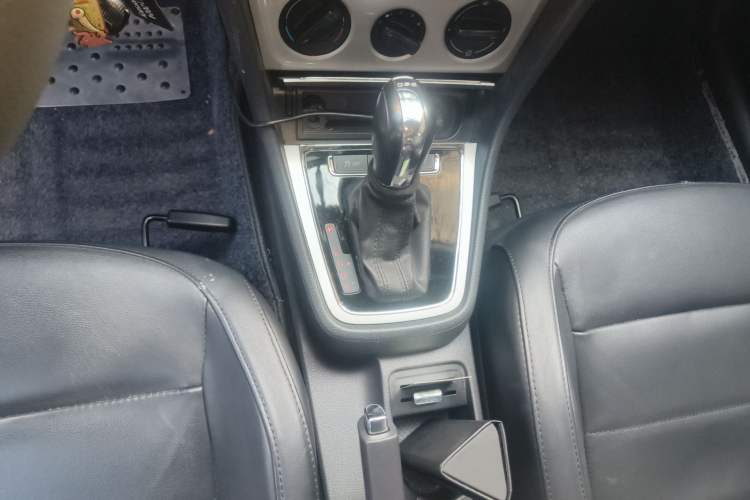 Used Volkswagen Gran Lavida 2013 1.4 TSI Automatic Comfort Model
