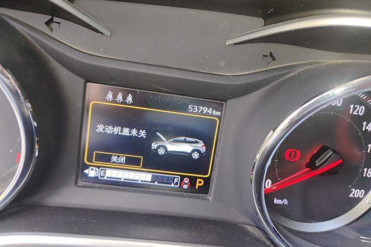 Used Chevrolet Trax 2019 Redline 335T CVT Top-Tier Model China VI Standard