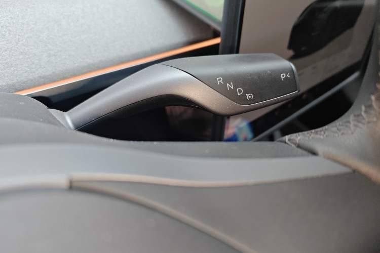 Used Tesla Model Y 2024 Rear-Wheel-Drive Version
