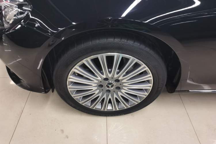 Used Mercedes-Benz E-Class 2020 E 300 L Luxury Model Left Front Wheel Hub