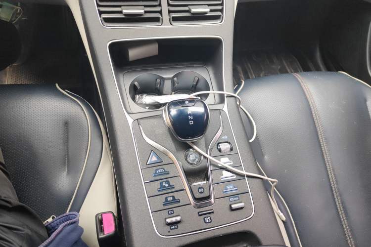 Used BYD Qin PLUS 2021 DM-i 120KM Flagship Model
