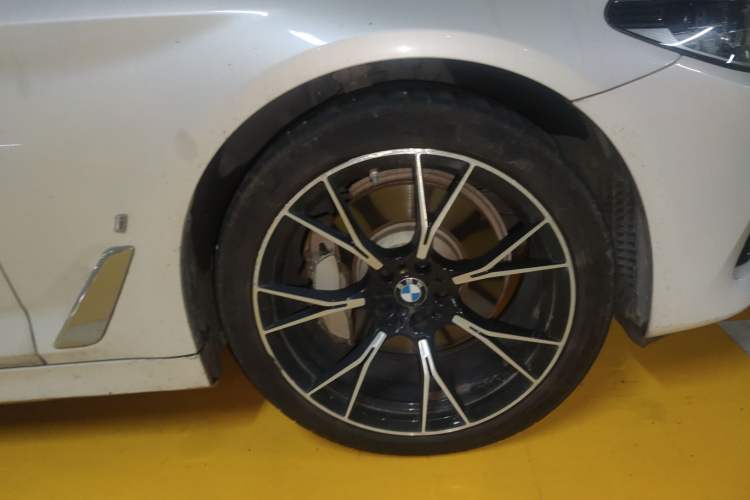 Used BMW 5 Series New Energy 2019 Updated Version 530Le Luxury Package
