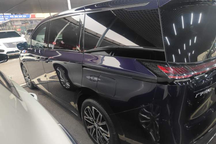 Used GAC Trumpchi E8 New Energy 2024 150km MAX Exterior 3