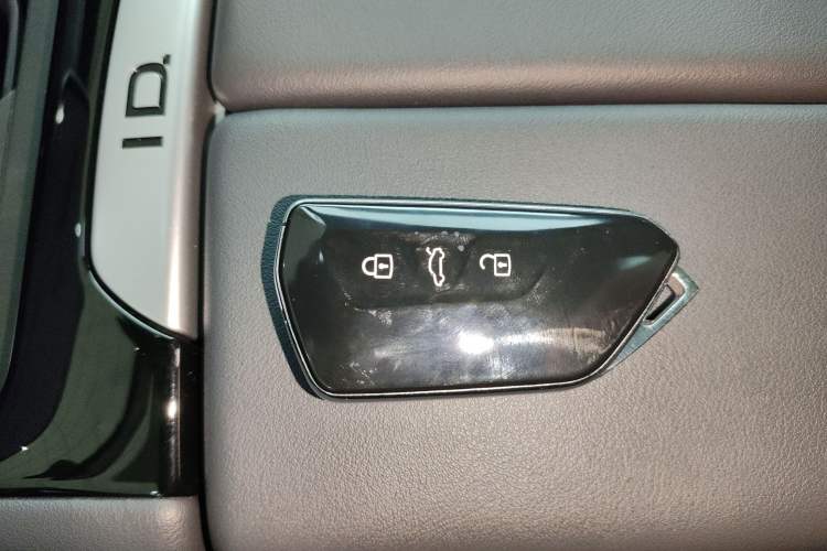 Used Volkswagen ID.7 VIZZION 2024 AIR model