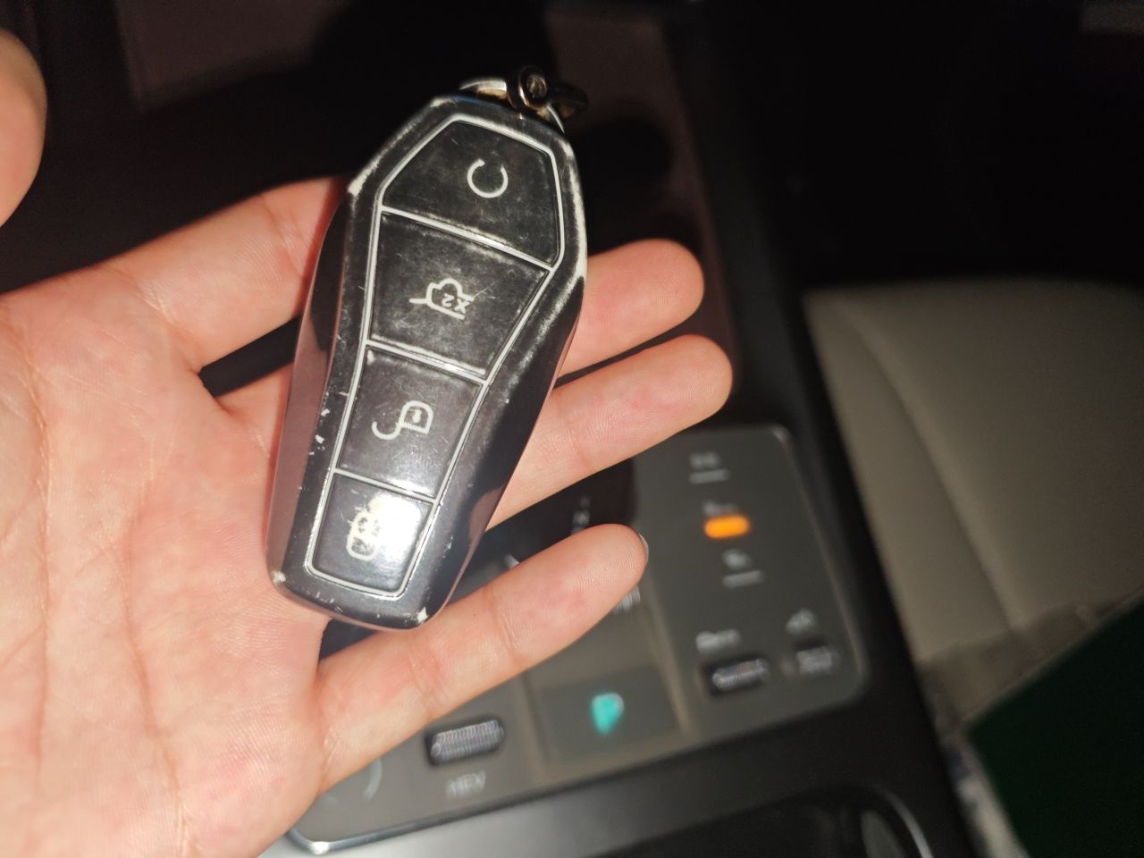 BYD Seal 07 DM-i 2025 DM-i 1.5L 125km Luxury Model — снимка 20