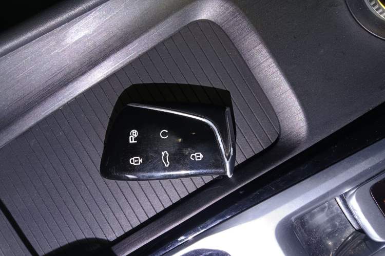 Used Dongfeng Aeolus Huge 2022 Mach Power 1.5T Dare-to-Love Edition