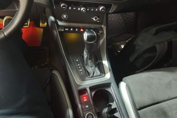 Used Audi Q3 2022 40 TFSI Fashion Dynamic Model