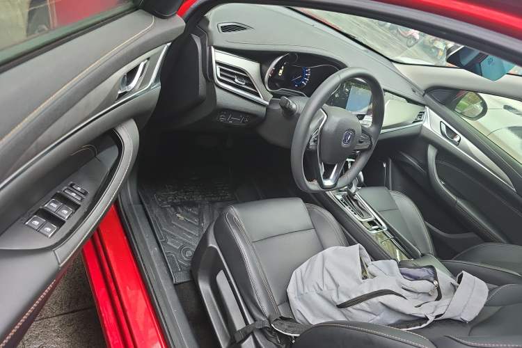 Used CHANGAN Eado 2018 1.6L GDI Automatic Fashion Edition