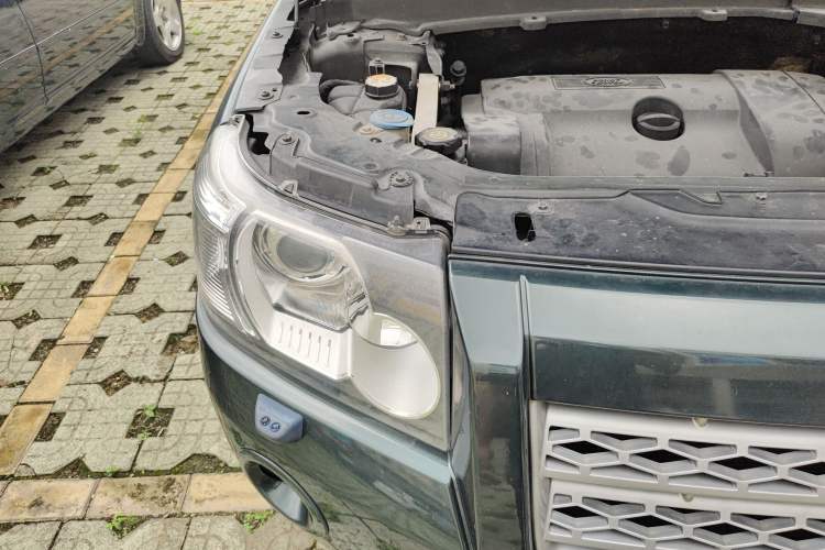 Used Land Rover Freelander 2 2010 3.2 i6 Automatic HSE Gasoline Version Right Front Headlight