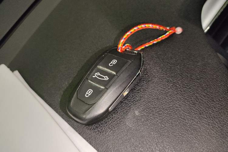 Used DS 6 2016 1.6T Luxury Edition THP160