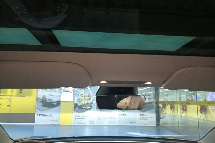 Used Tesla Model 3 2023 Rear-Wheel-Drive Version Headliner