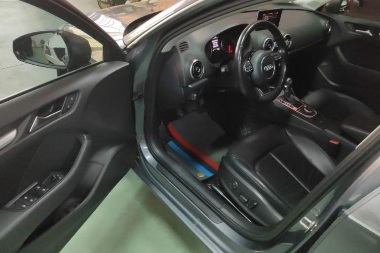 Used Audi A3 2014 Sportback 35 TFSI Automatic Comfort Model
