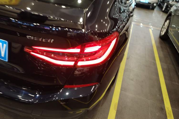 Used BMW 6 Series GT 2022 630i M Sport Package Right Rear Taillight