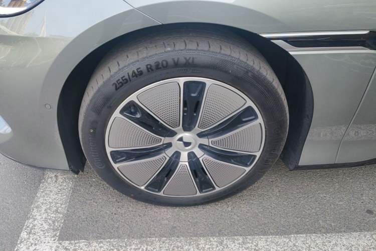 Used Denza Z9GT 2024 1100 Four-Wheel Drive Max Edition
