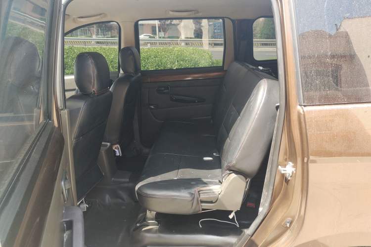 Used Wuling Hongguang 2015 1.2L S Base Model China V Standard
