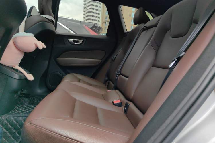 Used Volvo XC60 2022 B5 4x4 Zhiyi Luxury Edition Left Rear Seat