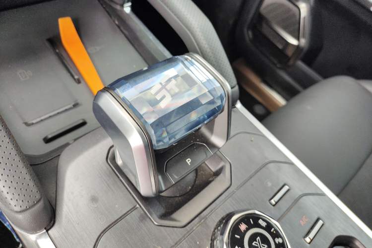 Used JETOUR Traveler 2023 2.0T All-Wheel-Drive CrossPRO
