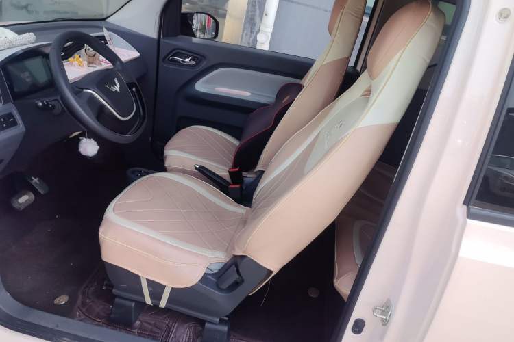 Used Wuling Hongguang MINIEV 2022 Macaron Premium Model – Lithium Iron Phosphate Left Front Seat