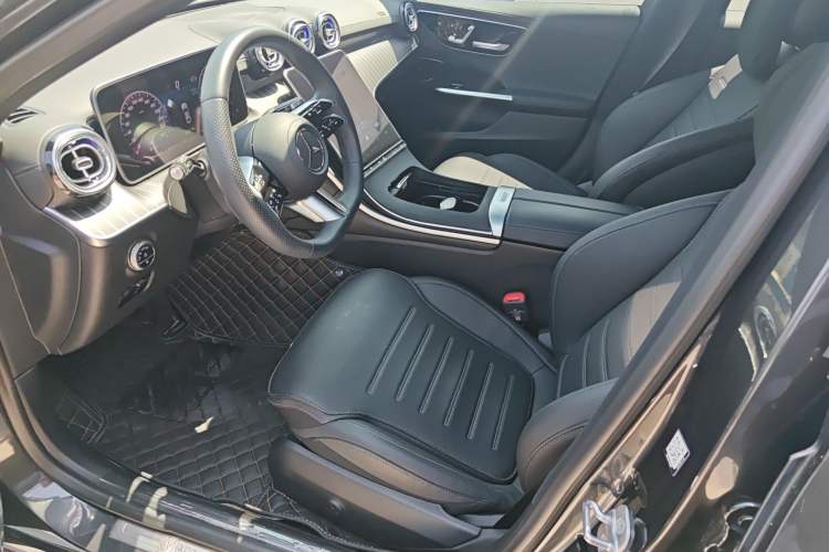 Used Mercedes-Benz C-Class 2024 Restyled C 200 L Sport Edition Left Front Seat