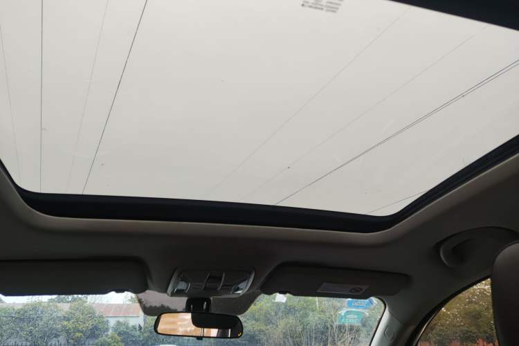 Used GAC Trumpchi GS4 2018 235T Automatic Two-Wheel Drive Luxury Smart Connectivity Millionth Anniversary Edition
