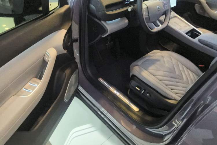 Used Nio EC6 2025 75 kWh
