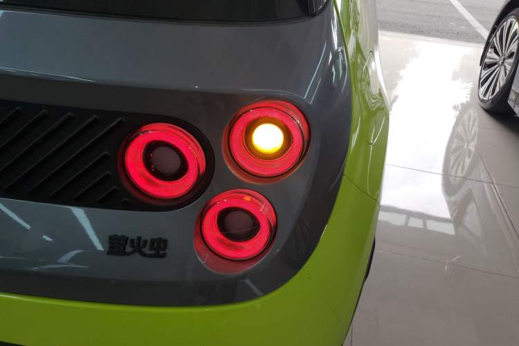 Used firefly 2025 Free Edition