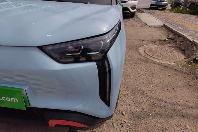 Used Chery New Energy Boundless Pro 2022 301km LingShou Edition Lithium Iron Phosphate
