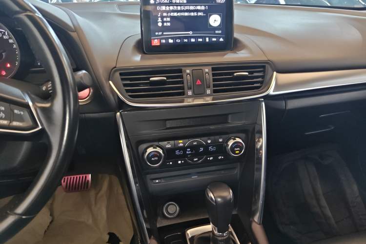 Used Mazda CX-4 2018 2.0L Automatic Two-Wheel Drive Blue Sky Luxury Edition Audio And AC Panel