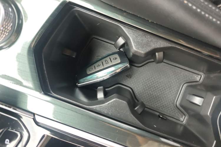 Used Geely Auto Monjaro L 2021 2.0TD DCT EVO Two-Wheel Drive Prestige Version
