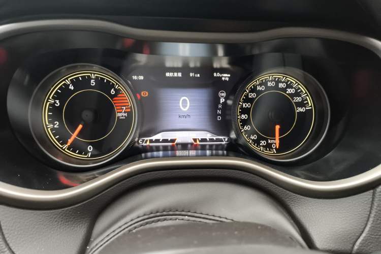 Used Jeep Cherokee 2016 2.0L Superior Edition
