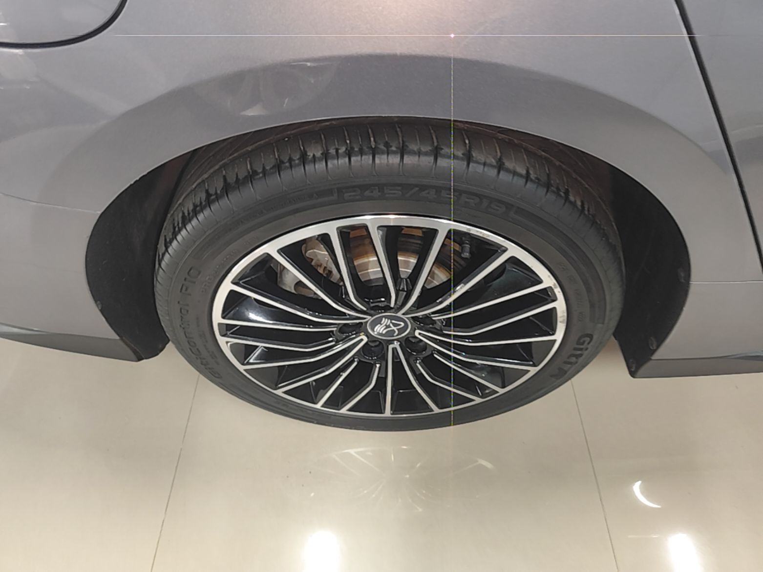BYD Han 2023 EV Champion Edition 506KM Front-Wheel-Drive Premium Model — снимка 11
