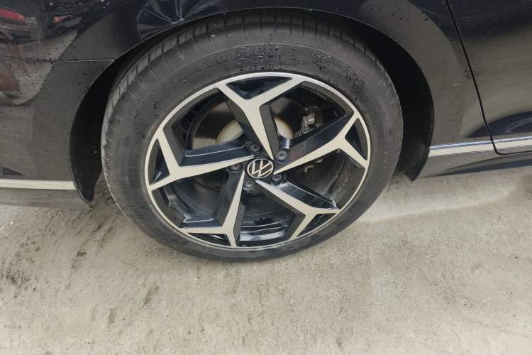 Used Volkswagen Magotan 2023 2 Million Units Limited Edition 280TSI DSG Leading Version