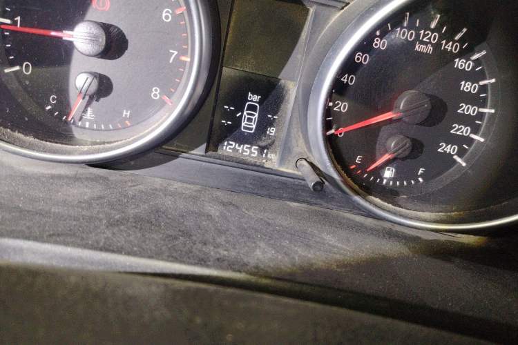 Used Haval H6 2011 2.0L Manual Two-Wheel Drive Elite Version