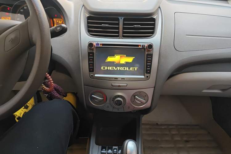 Used Chevrolet Sail 2013 Sedan 1.4L AMT Enjoy Edition Audio And AC Panel