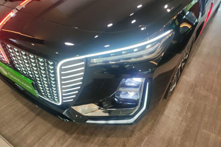 Used Hongqi H5 2024 2.0T Automatic Smart Connect Flagship Edition