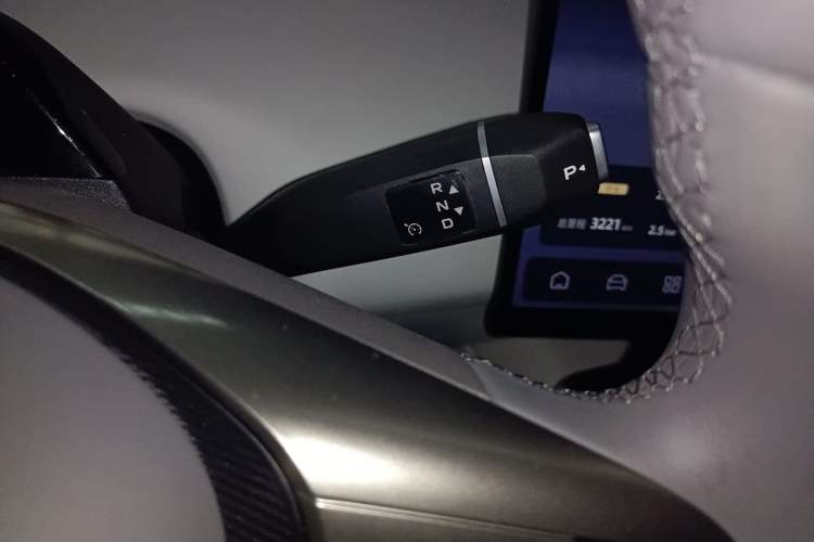 Used Deepal L06 2026 Model 560Ultra+ Laser Edition Gear Lever