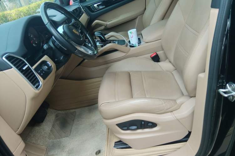 Used Porsche Cayenne 2022 Cayenne 3.0T Platinum Edition