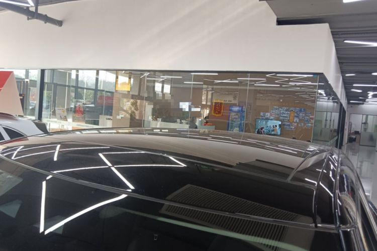 Used Land Rover Range Velar 2024 S Model Roof