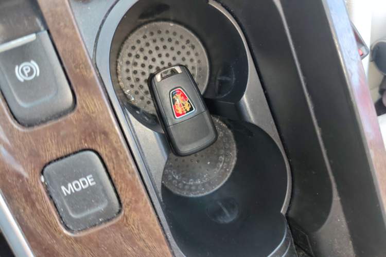 Used Roewe e950 2017 50T Hybrid Connected Executive Edition