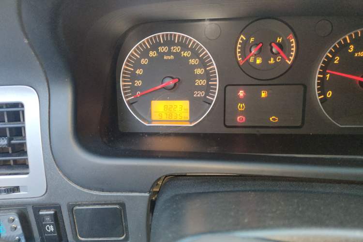 Used Jinbei Express 2019 2.0L Standard Version China VI 1TZS
