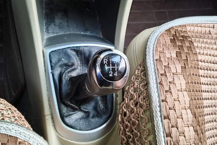 Used Hyundai Verna (older generation) 2010 Sedan 1.4L Manual Standard GL Model
